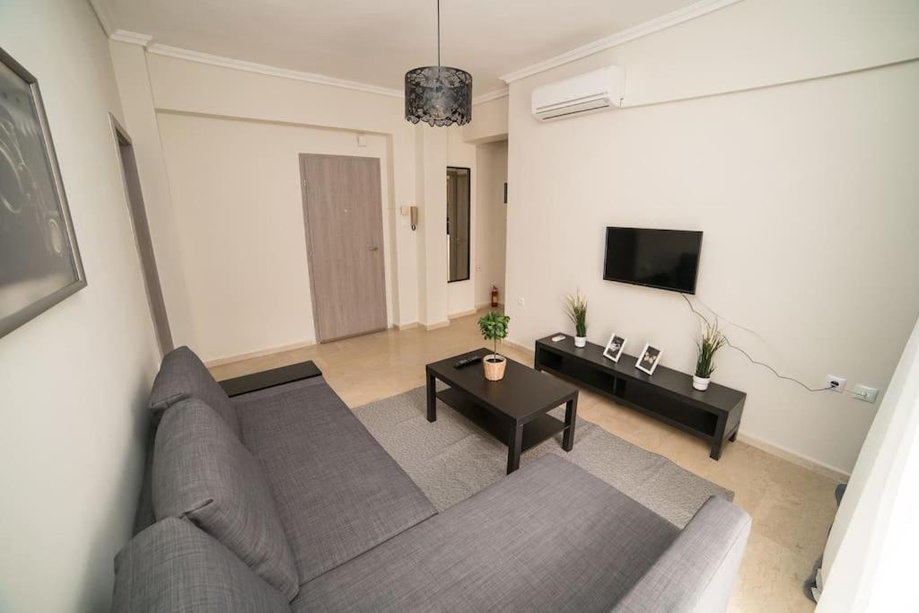 Markopoulosapartments Nea Moudania Exterior foto