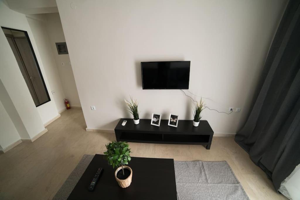Markopoulosapartments Nea Moudania Exterior foto