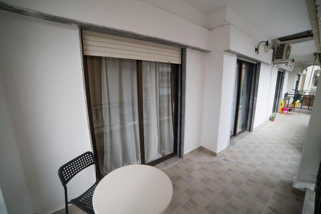 Markopoulosapartments Nea Moudania Exterior foto